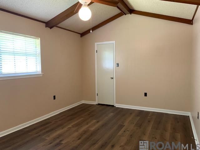 40111 La Rochelle Rd, Prairieville, LA 70769