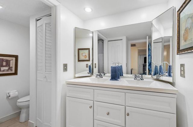 245 Woodland Road, Palm Springs, FL 33461