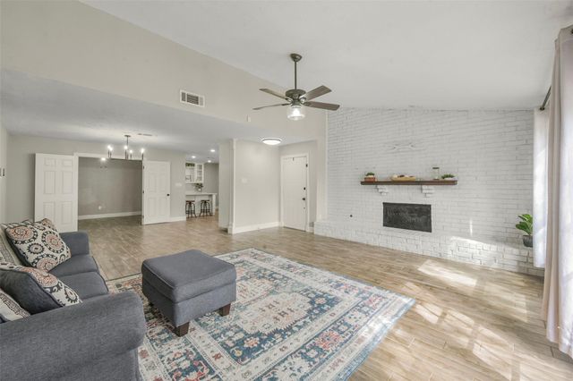 19523 Gamble Oak Drive, Humble, TX 77346