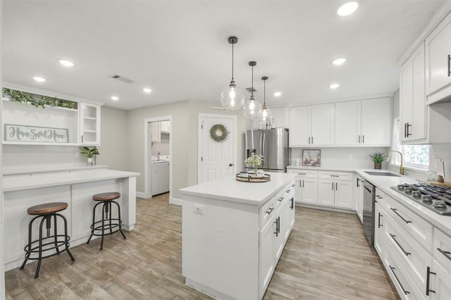 19523 Gamble Oak Drive, Humble, TX 77346