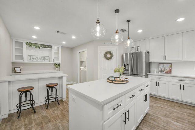 19523 Gamble Oak Drive, Humble, TX 77346