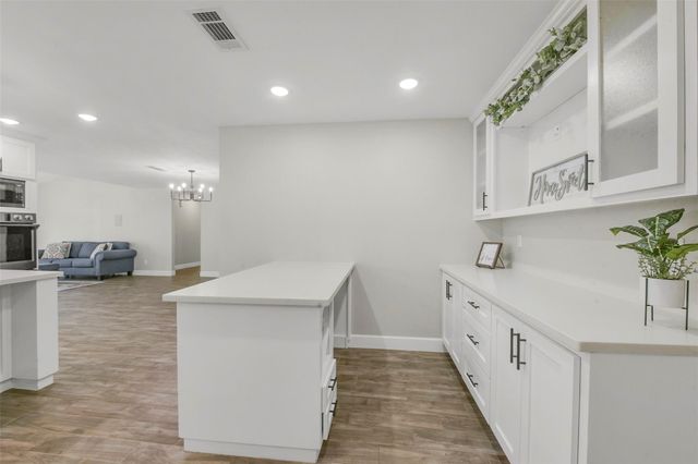 19523 Gamble Oak Drive, Humble, TX 77346