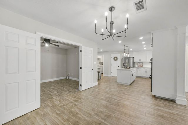 19523 Gamble Oak Drive, Humble, TX 77346