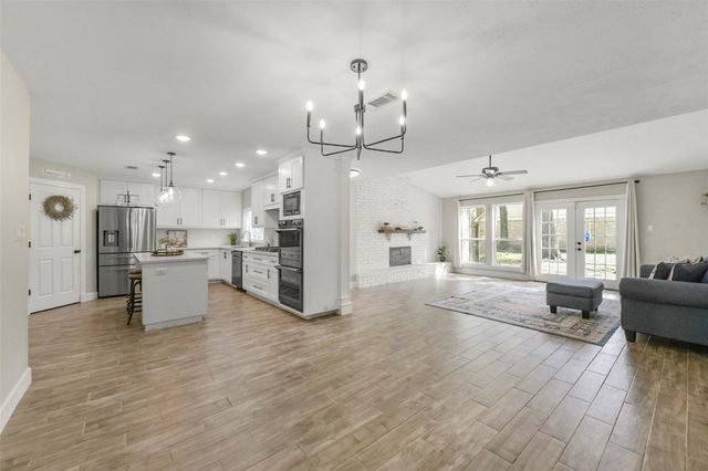 19523 Gamble Oak Drive, Humble, TX 77346