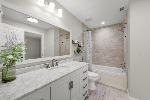 19523 Gamble Oak Drive, Humble, TX 77346