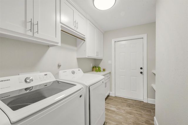 19523 Gamble Oak Drive, Humble, TX 77346