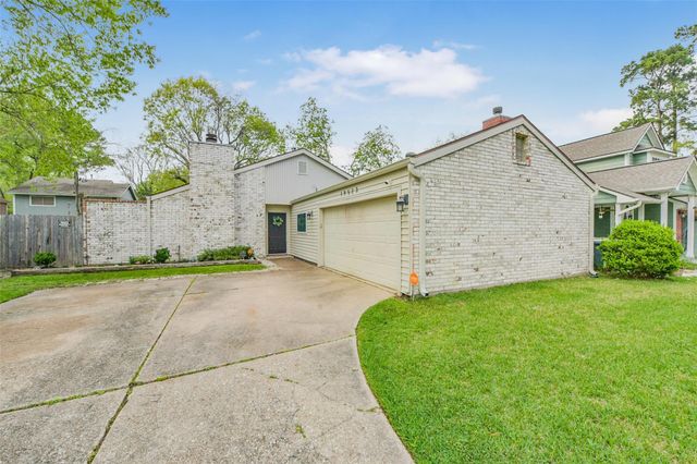 19523 Gamble Oak Drive, Humble, TX 77346