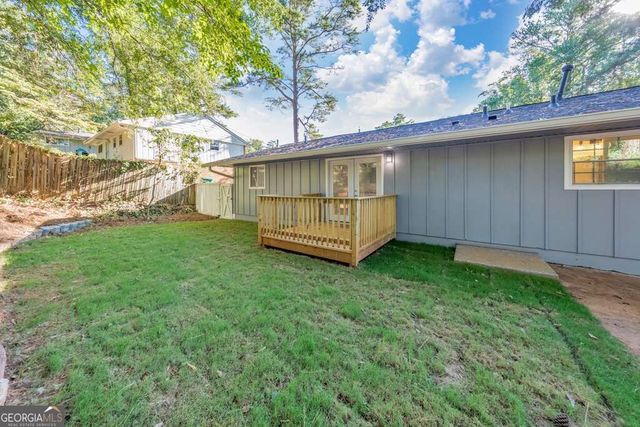 2518 Carolyn Drive SE, Smyrna, GA 30080