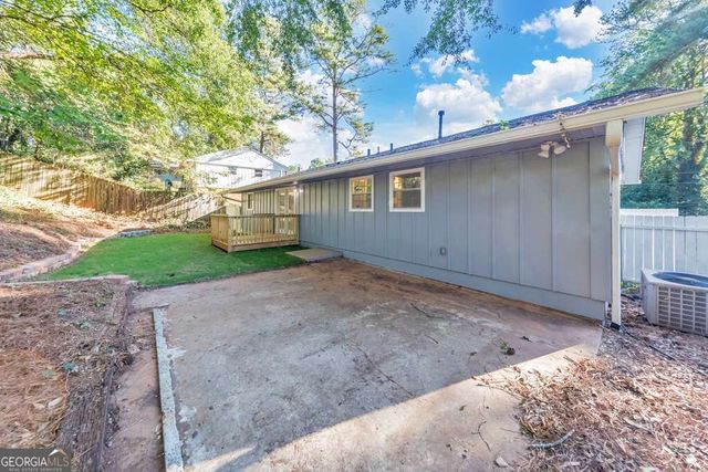 2518 Carolyn Drive SE, Smyrna, GA 30080