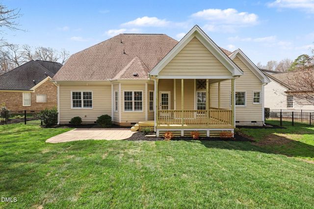 1819 Glacier Court, Fuquay Varina, NC 27526