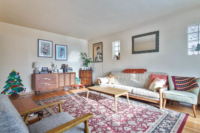 6216 W Norwood Street, Chicago, IL 60646