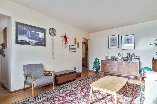 6216 W Norwood Street, Chicago, IL 60646