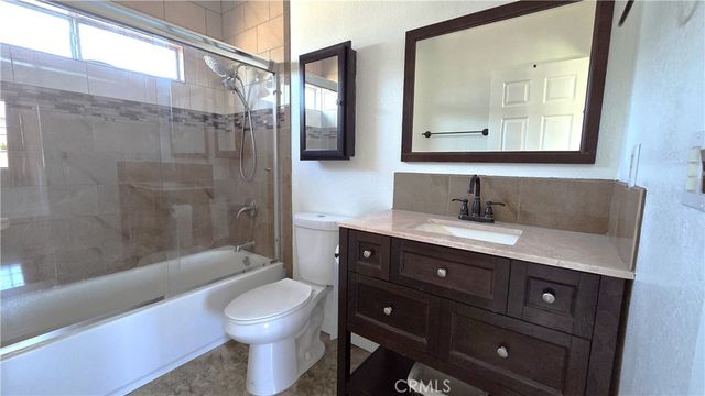 5955 Hazelbrook Avenue, Lakewood, CA 90712