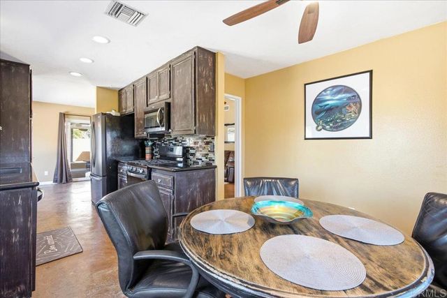 329 Calle Adela, San Marcos, CA 92069