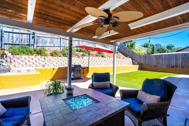 329 Calle Adela, San Marcos, CA 92069