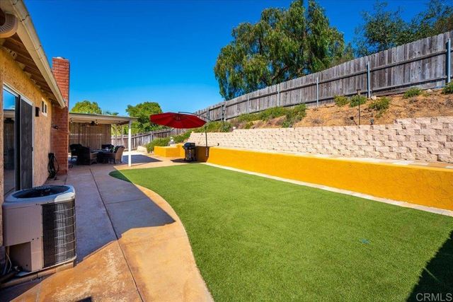 329 Calle Adela, San Marcos, CA 92069
