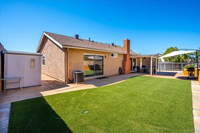 329 Calle Adela, San Marcos, CA 92069