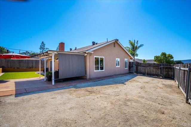 329 Calle Adela, San Marcos, CA 92069
