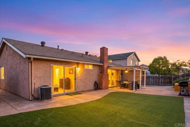 329 Calle Adela, San Marcos, CA 92069