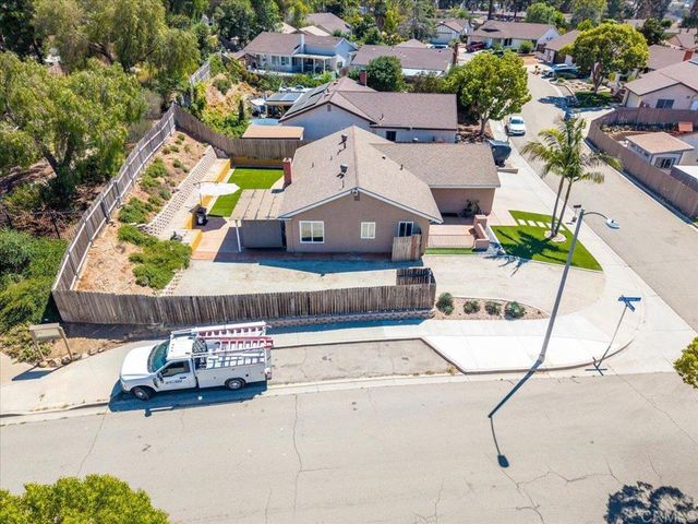329 Calle Adela, San Marcos, CA 92069