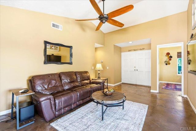 329 Calle Adela, San Marcos, CA 92069