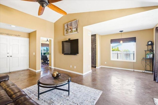 329 Calle Adela, San Marcos, CA 92069
