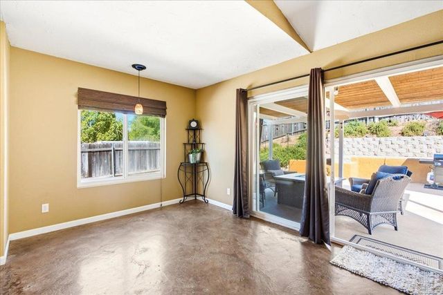 329 Calle Adela, San Marcos, CA 92069