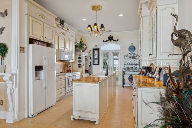 23 Hayfield Rd, Bluffton, SC 29909