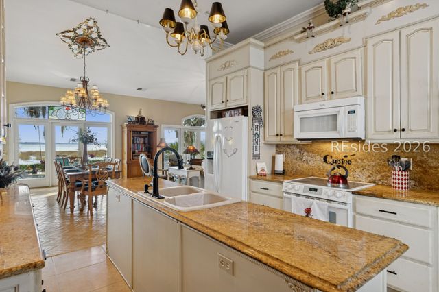 23 Hayfield Rd, Bluffton, SC 29909