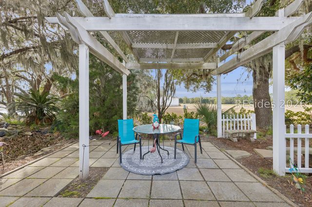 23 Hayfield Rd, Bluffton, SC 29909