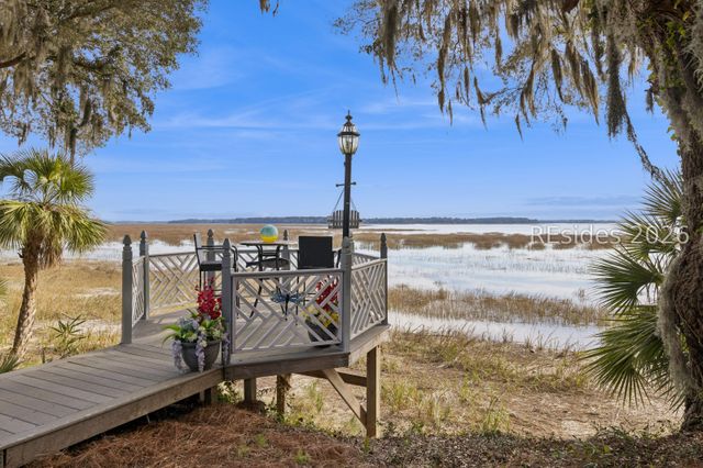 23 Hayfield Rd, Bluffton, SC 29909