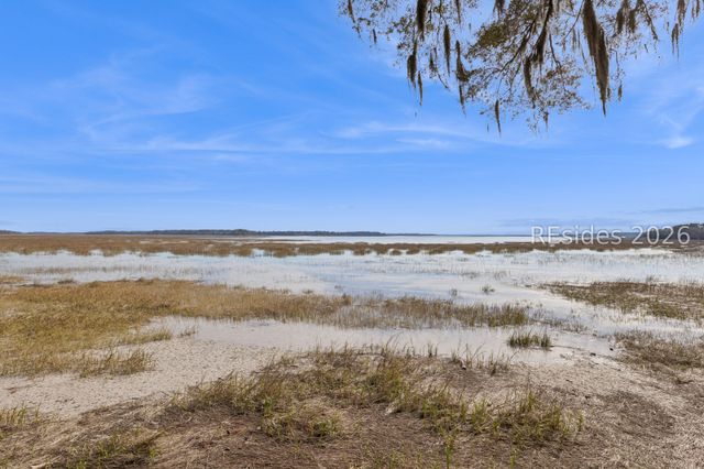 23 Hayfield Rd, Bluffton, SC 29909