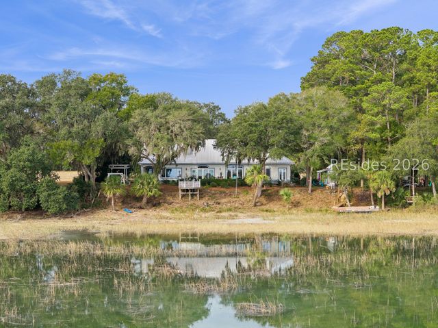 23 Hayfield Rd, Bluffton, SC 29909