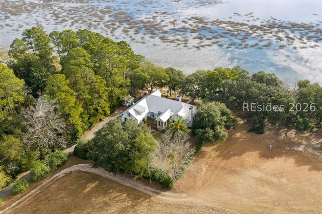 23 Hayfield Rd, Bluffton, SC 29909