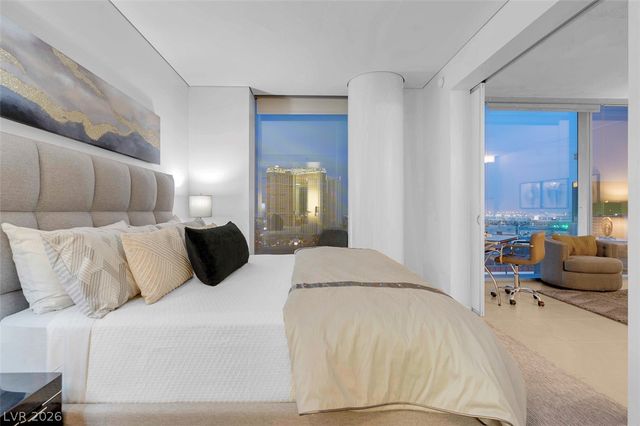 3722 Las Vegas Boulevard 1104, Las Vegas, NV 89158