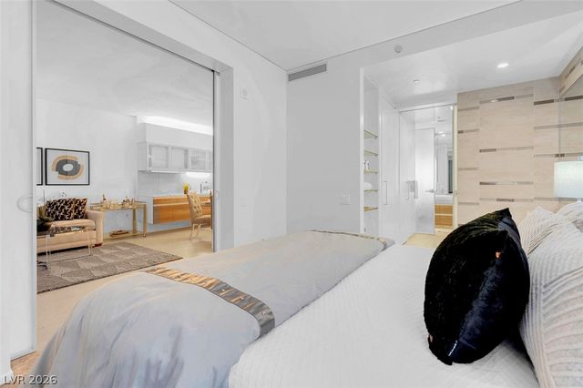 3722 Las Vegas Boulevard 1104, Las Vegas, NV 89158