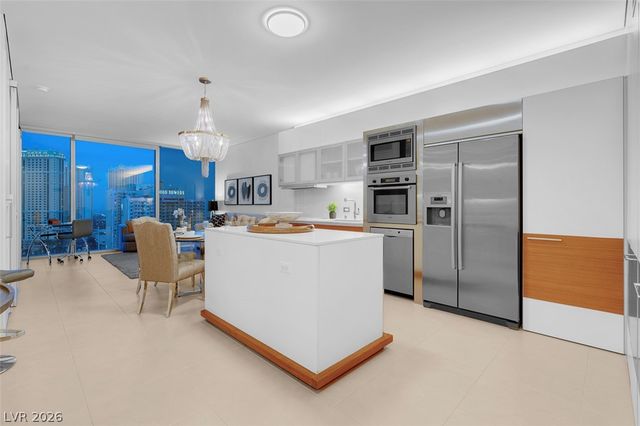 3722 Las Vegas Boulevard 1104, Las Vegas, NV 89158