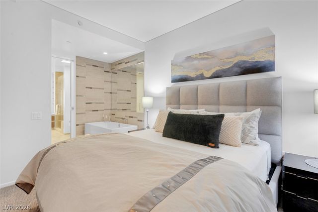 3722 Las Vegas Boulevard 1104, Las Vegas, NV 89158
