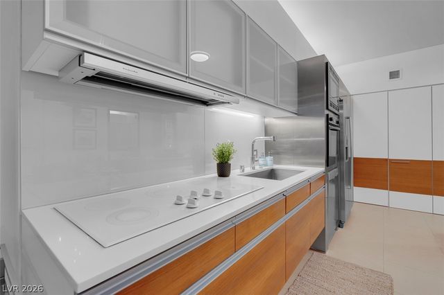 3722 Las Vegas Boulevard 1104, Las Vegas, NV 89158