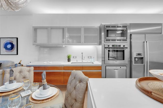 3722 Las Vegas Boulevard 1104, Las Vegas, NV 89158