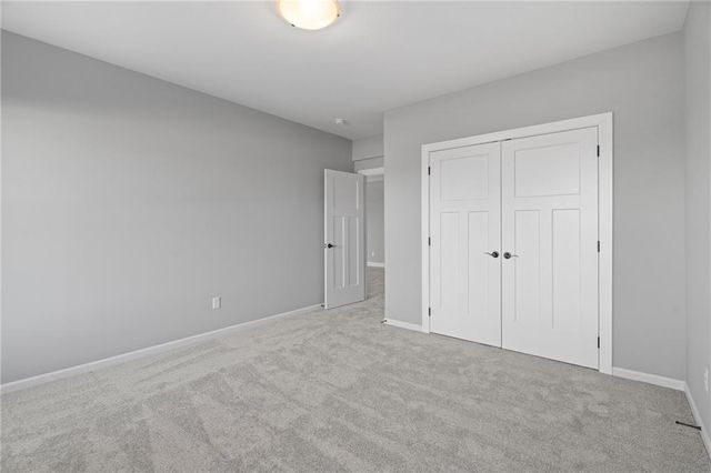 10205 N Winchester Avenue, Kansas City, MO 64156