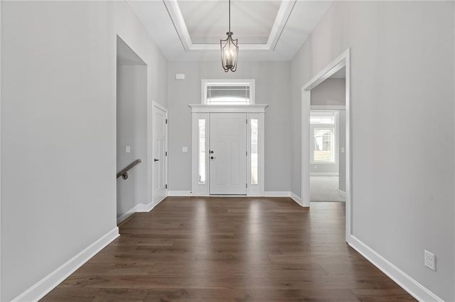 10205 N Winchester Avenue, Kansas City, MO 64156