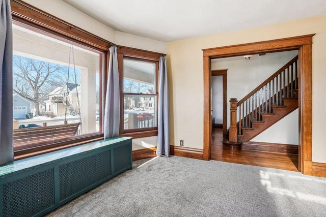 426 E Pleasant STREET, Oconomowoc, WI 53066