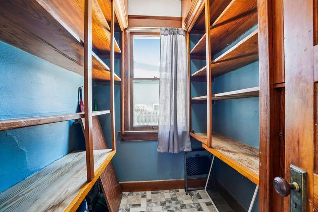 426 E Pleasant STREET, Oconomowoc, WI 53066