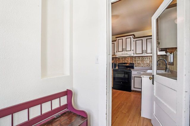 426 E Pleasant STREET, Oconomowoc, WI 53066