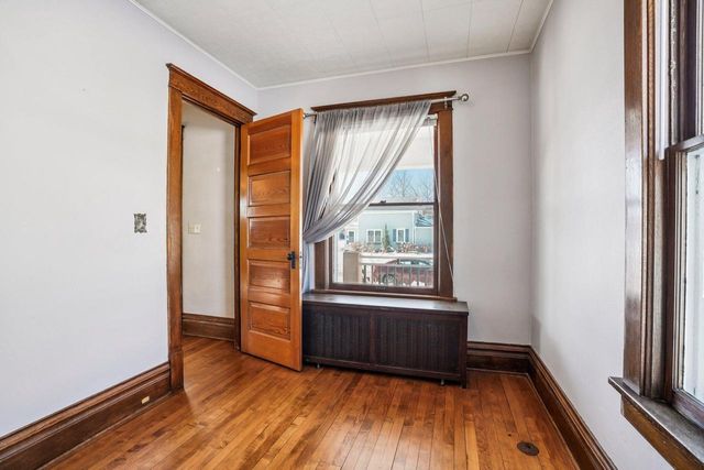 426 E Pleasant STREET, Oconomowoc, WI 53066