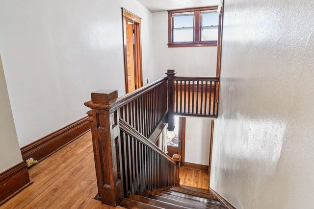 426 E Pleasant STREET, Oconomowoc, WI 53066