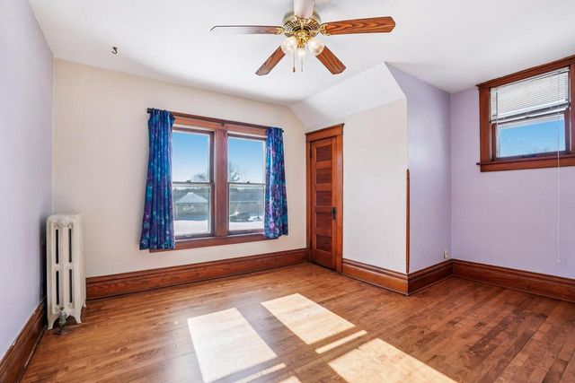 426 E Pleasant STREET, Oconomowoc, WI 53066