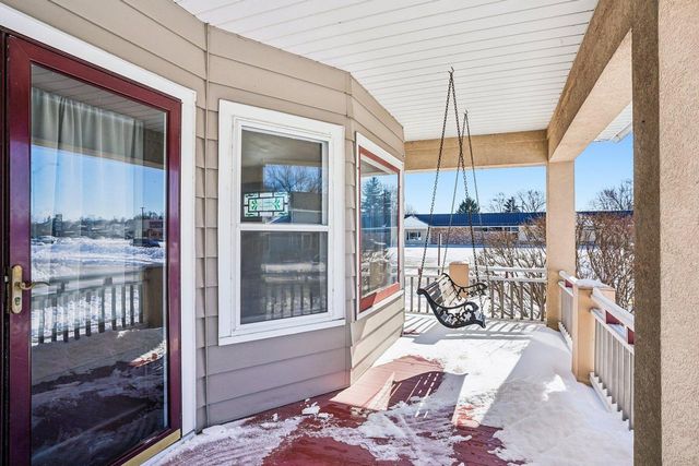 426 E Pleasant STREET, Oconomowoc, WI 53066