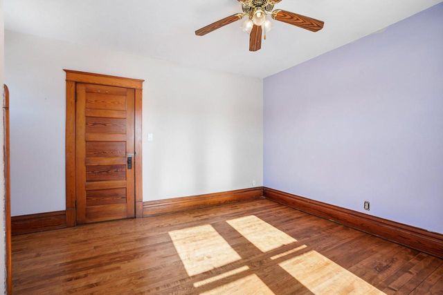 426 E Pleasant STREET, Oconomowoc, WI 53066